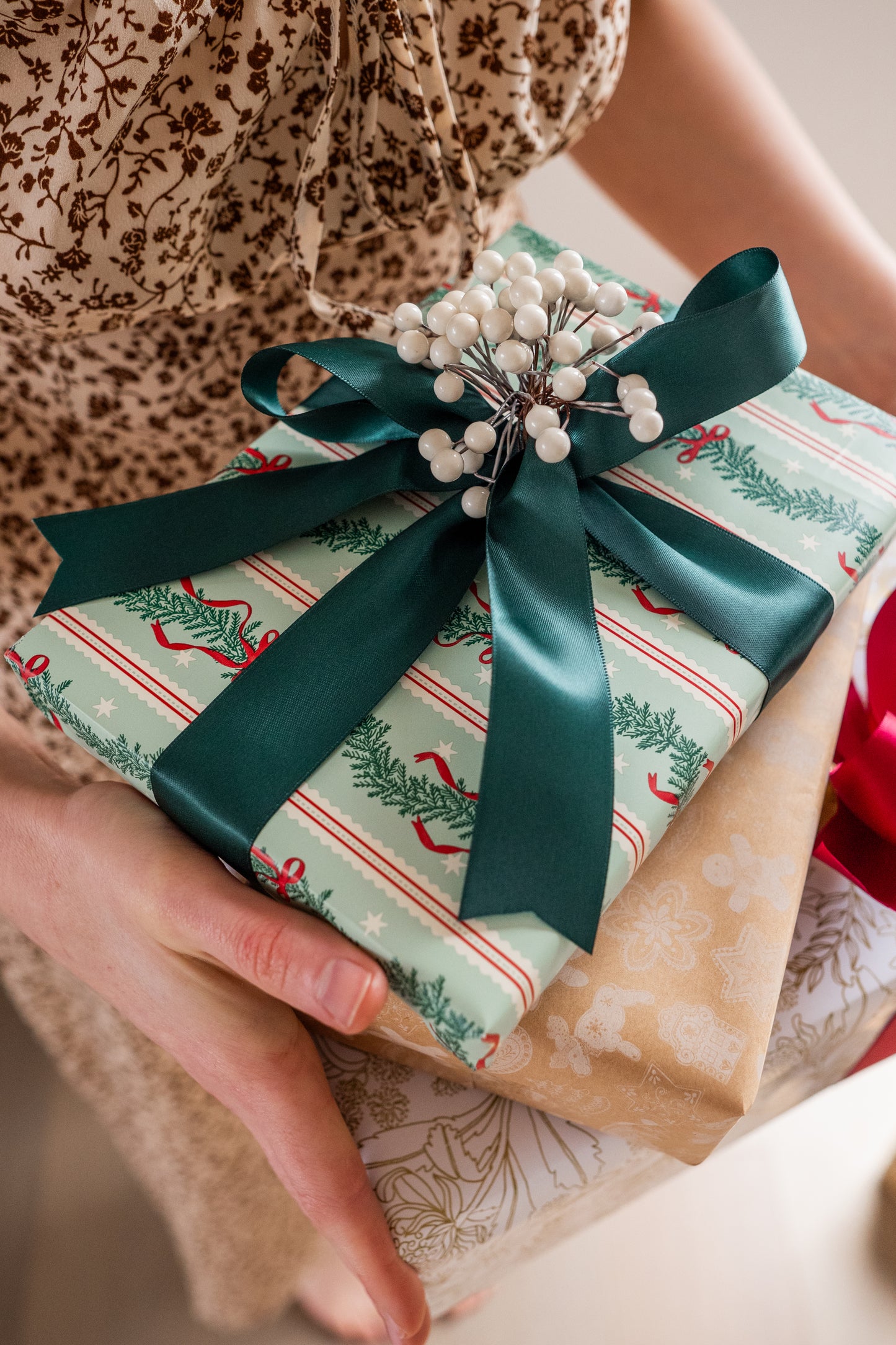 'Christmas Garland' Wrapping Paper Roll