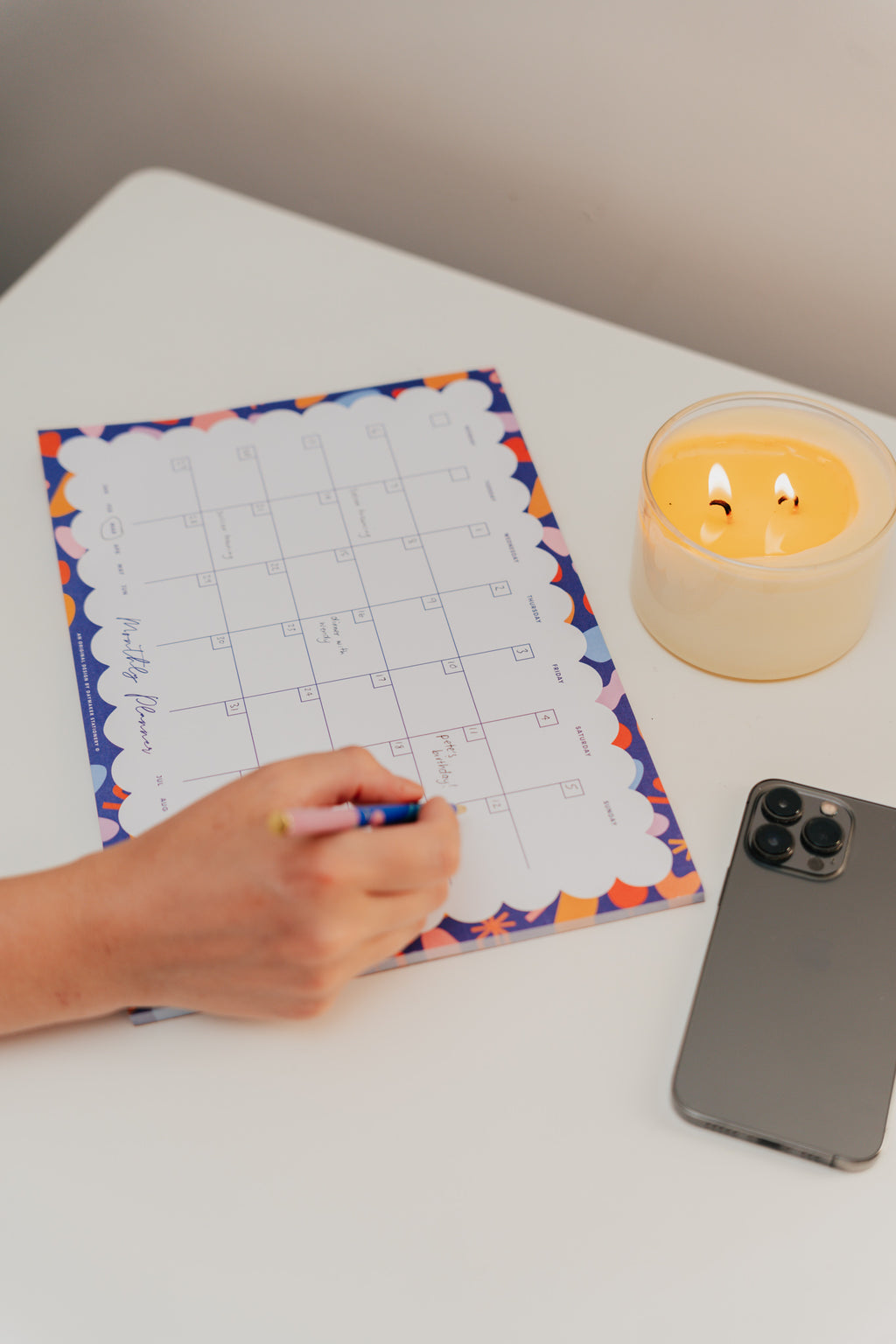 Last Chance - Shapes 'Monthly Plan' A4 Notepad